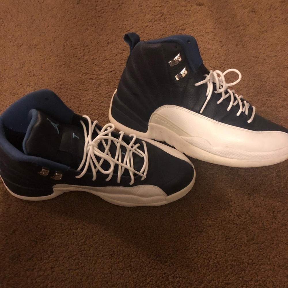 Obsidian blue retro 12s
